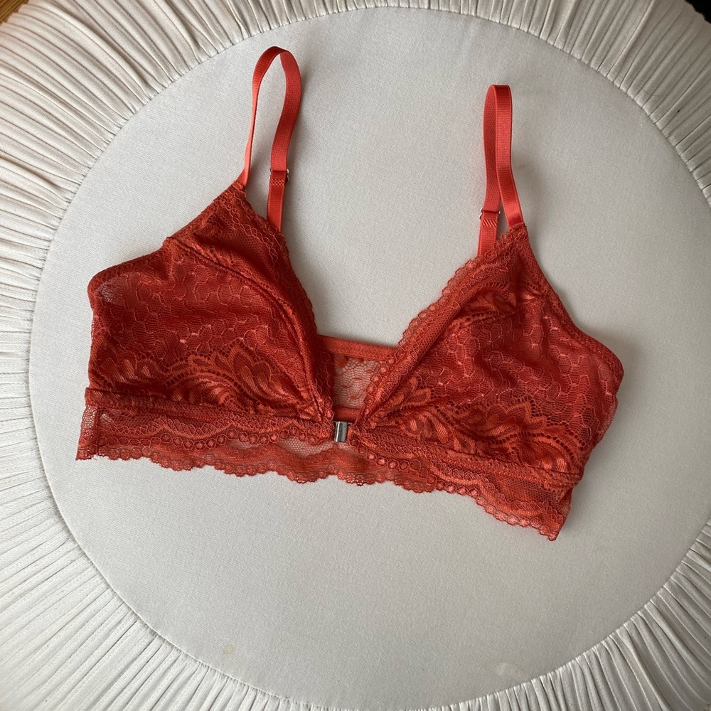 BootayBag Amber / Rust Colored Lace Bralette